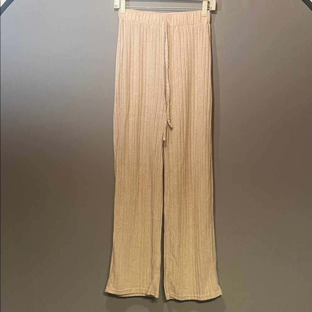 Women's Beige Ribbed Knit Wide Leg Lounge Pants Size M Stretchy Elastic Waist